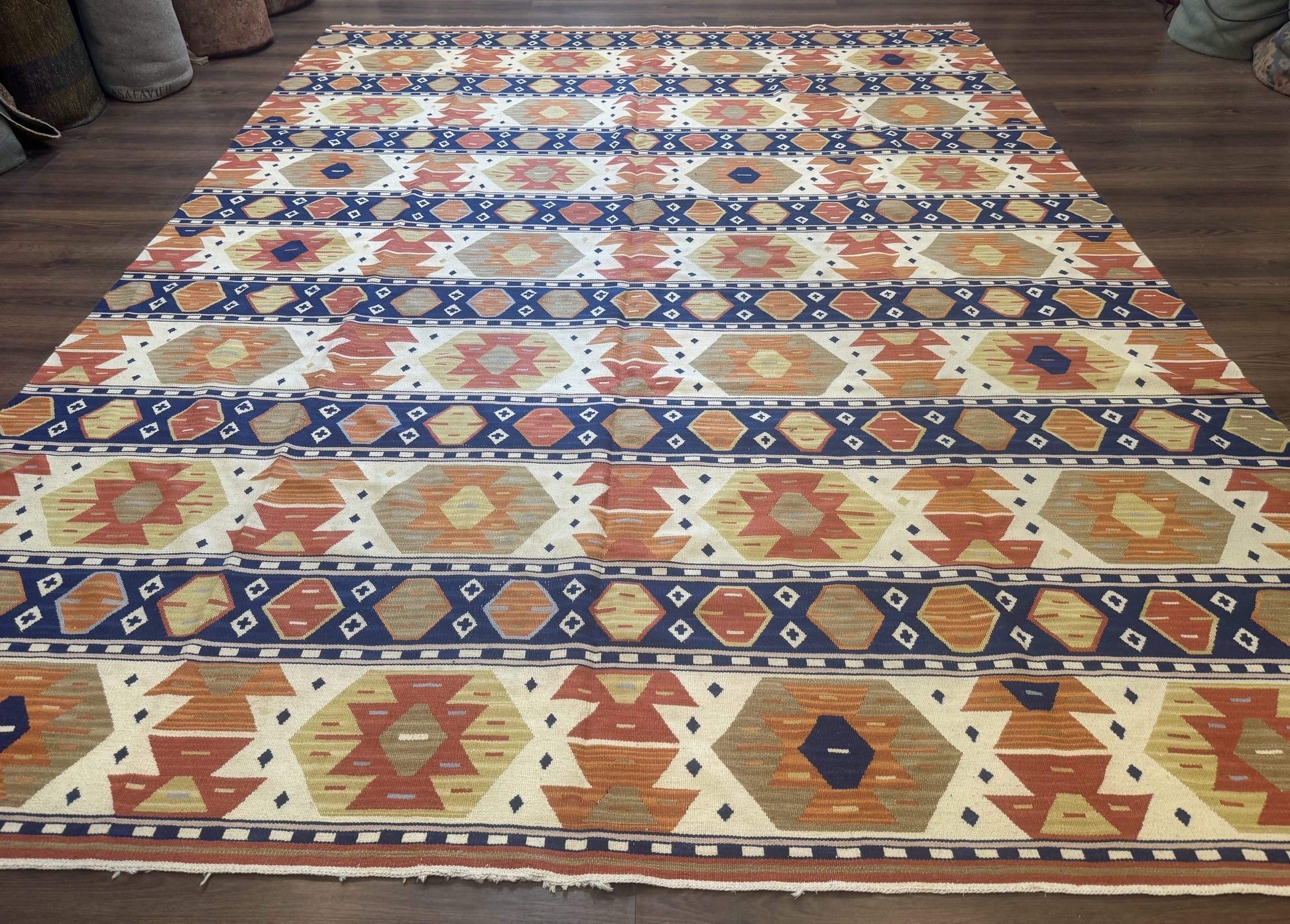 Turkish Kilim Rug 8x11, Handmade, Wool, Nourison Rug - Nuvé