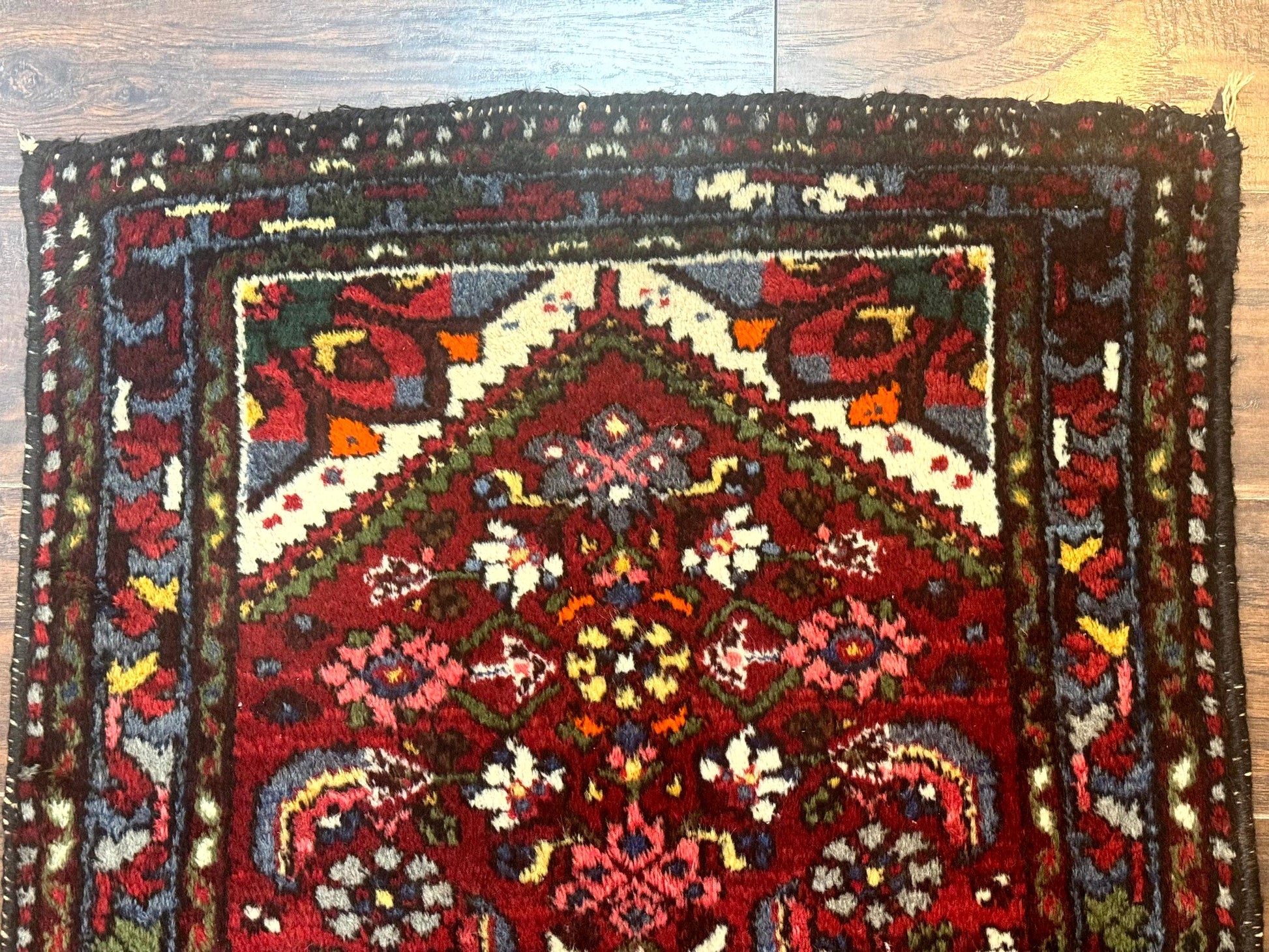 Small Red Persian Tribal Rug 2.6 x 4, Wool Rug, Persian Hamadan Rug - Nuvé