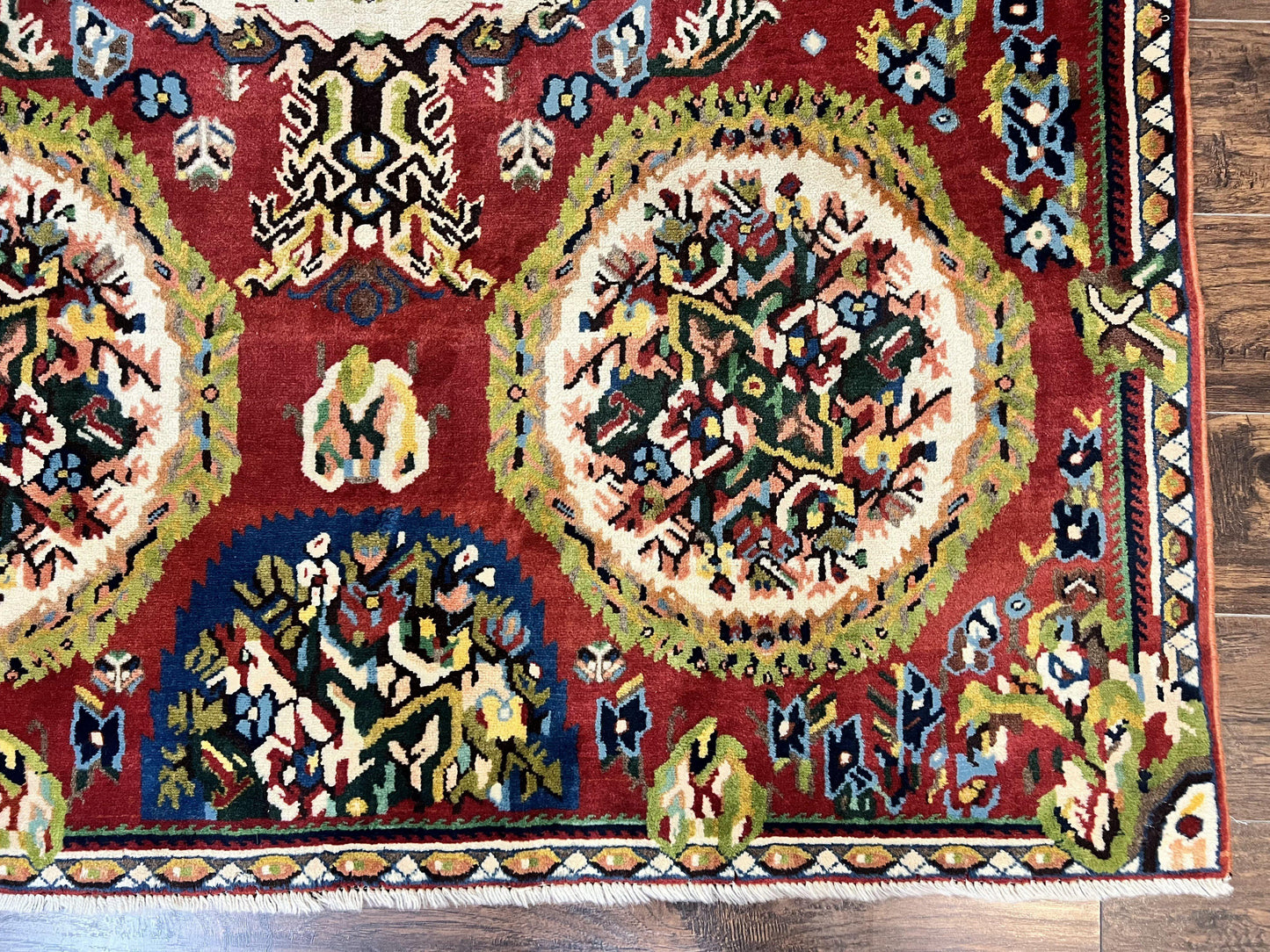 Persian Bakhtiari Rug 5x8, Wool Hand Knotted Antique Carpet, Red, Floral Oriental Rug, 5 x 8 Medium Sized Rug - Nuvé