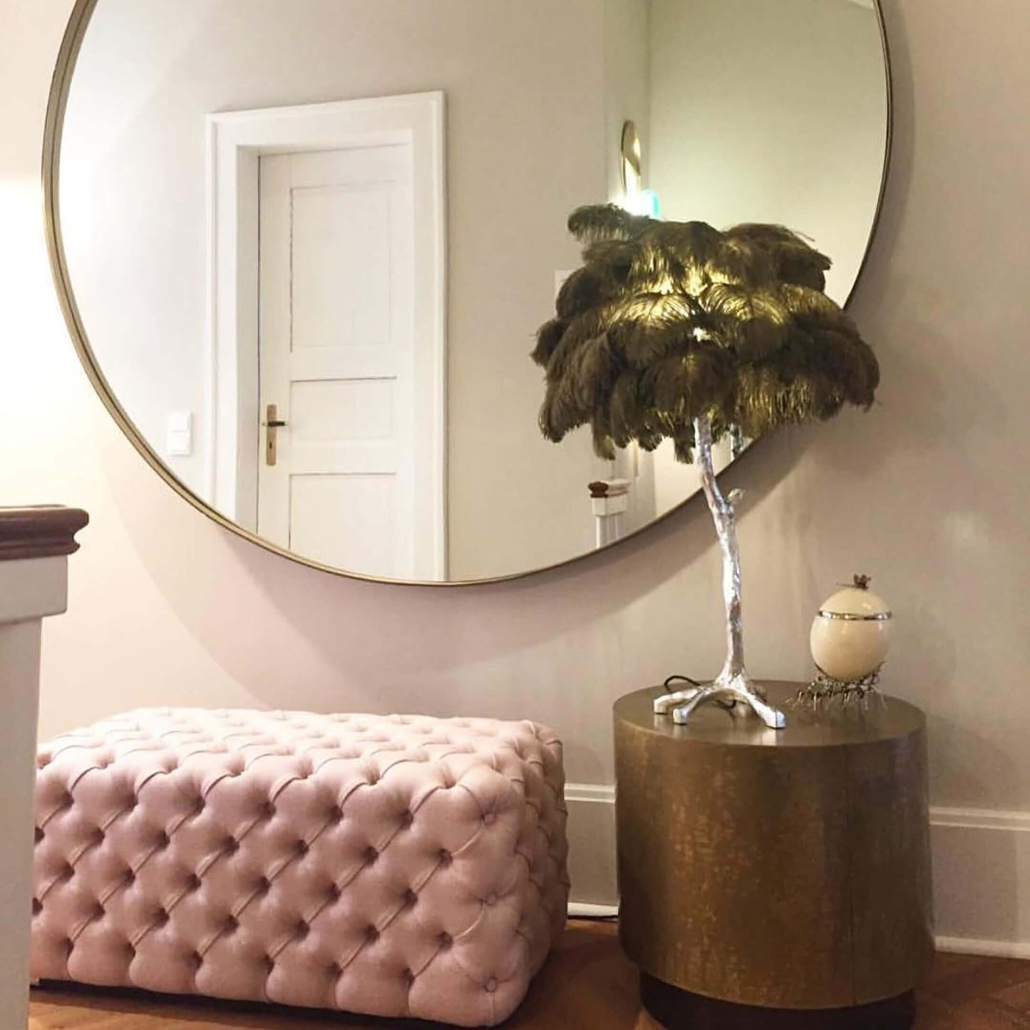 Ostrich Feather Table Lamp - Nuvé