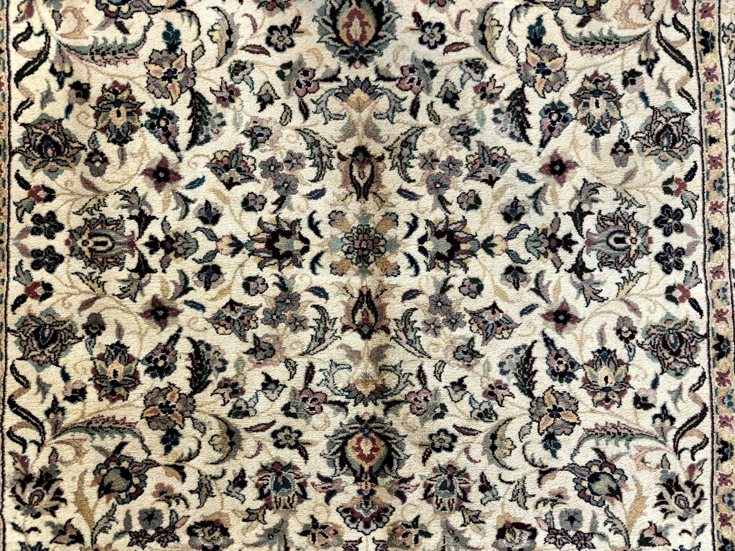Pak Persian Rug 4x6 - Nuvé
