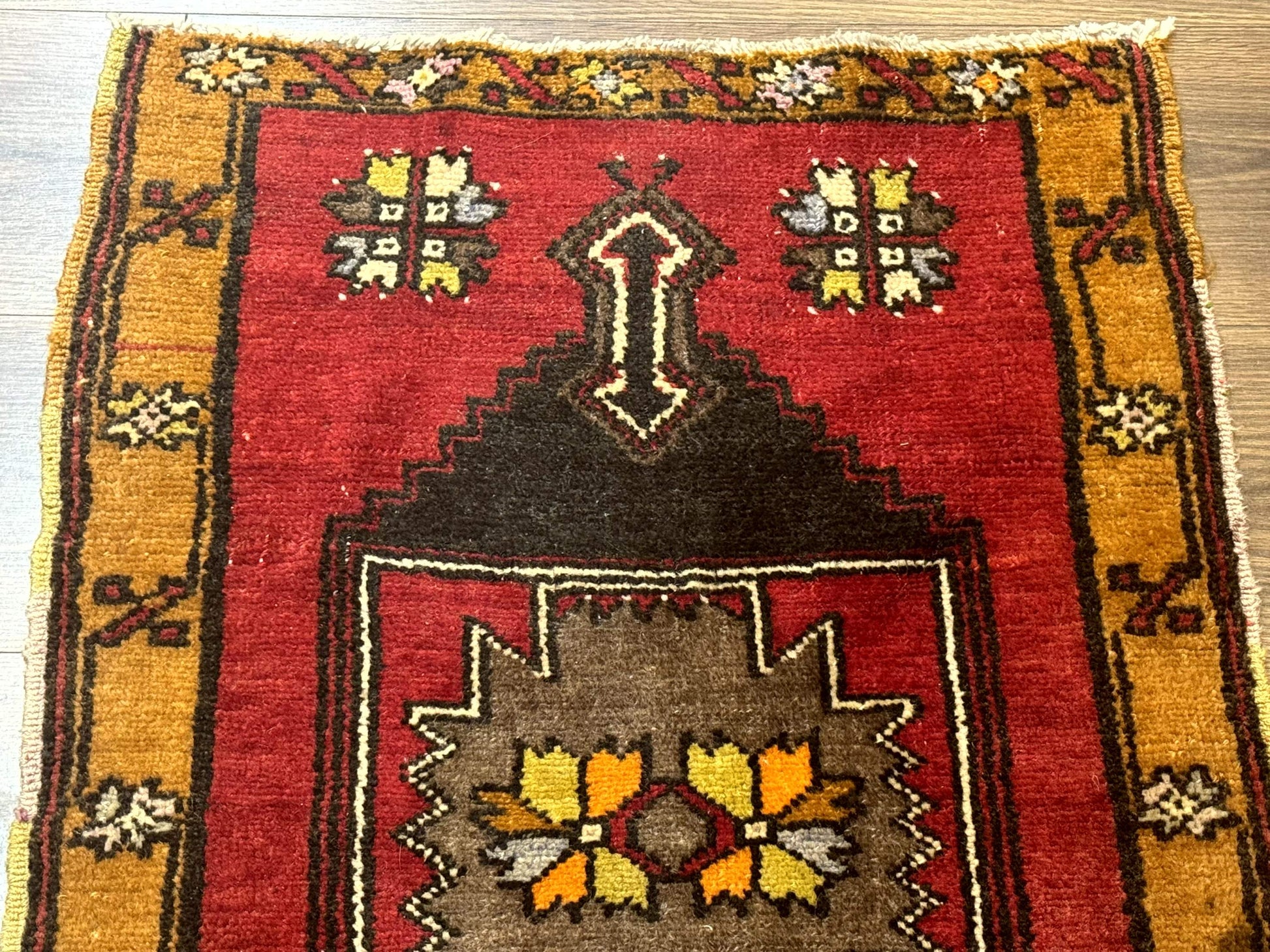 Turkish Yastik Rug 2x3, Geometric Medallion, Small Turkish Wool Rug, Red - Nuvé