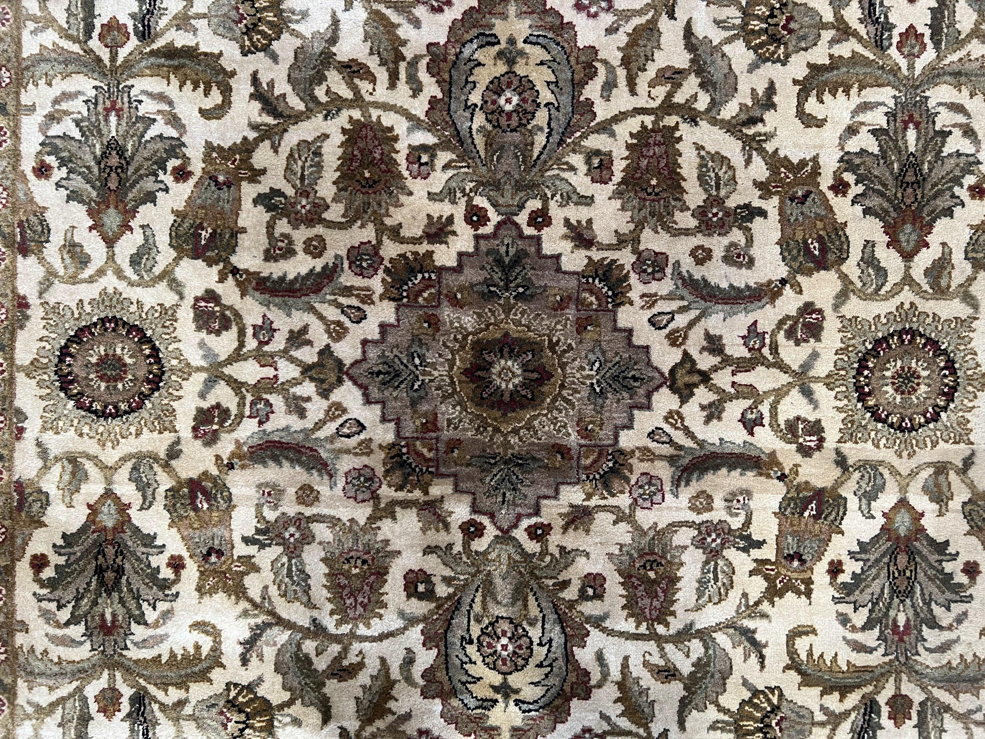 Indo Mahal Rug 6x9, Indian Floral Carpet 6 x 9, Beige and Black, Allover Design, Living Room Rug, Bedroom Rug, Traditional Rug, Vintage Rug - Nuvé