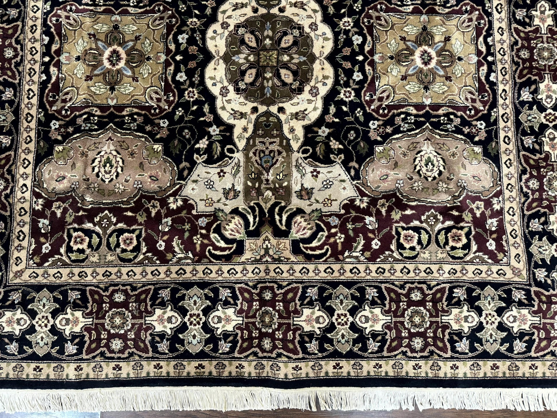 Pak Persian Rug 6x9 - Nuvé