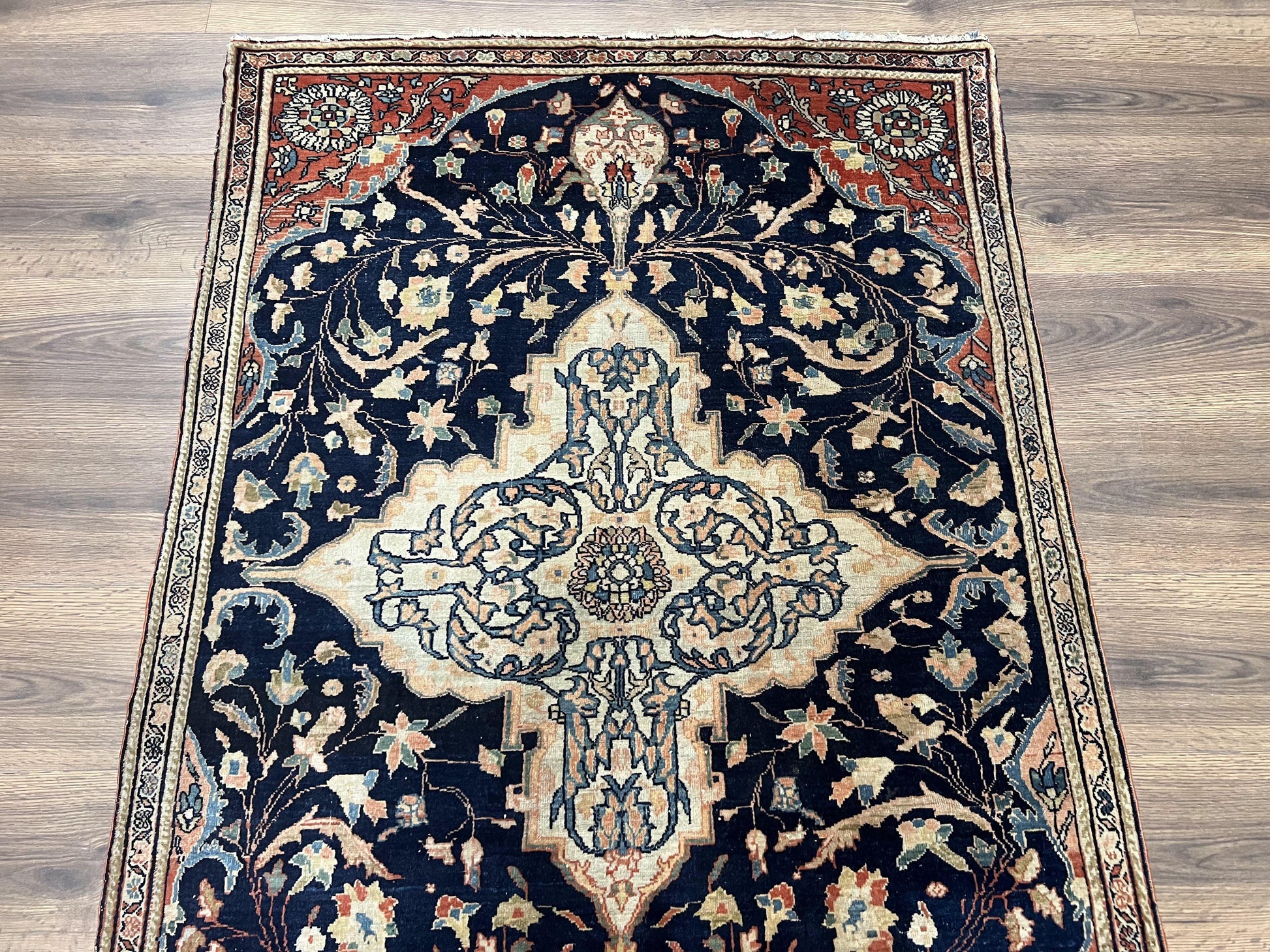 Antique Persian Rug 3.5 x 5, Sarouk Farahan Rug, High Quality 1920s Fine Oriental Carpet 3 x 5 ft, Large Medallion, Floral, Navy Blue Red, Hand Knotted Wool Rug - Nuvé
