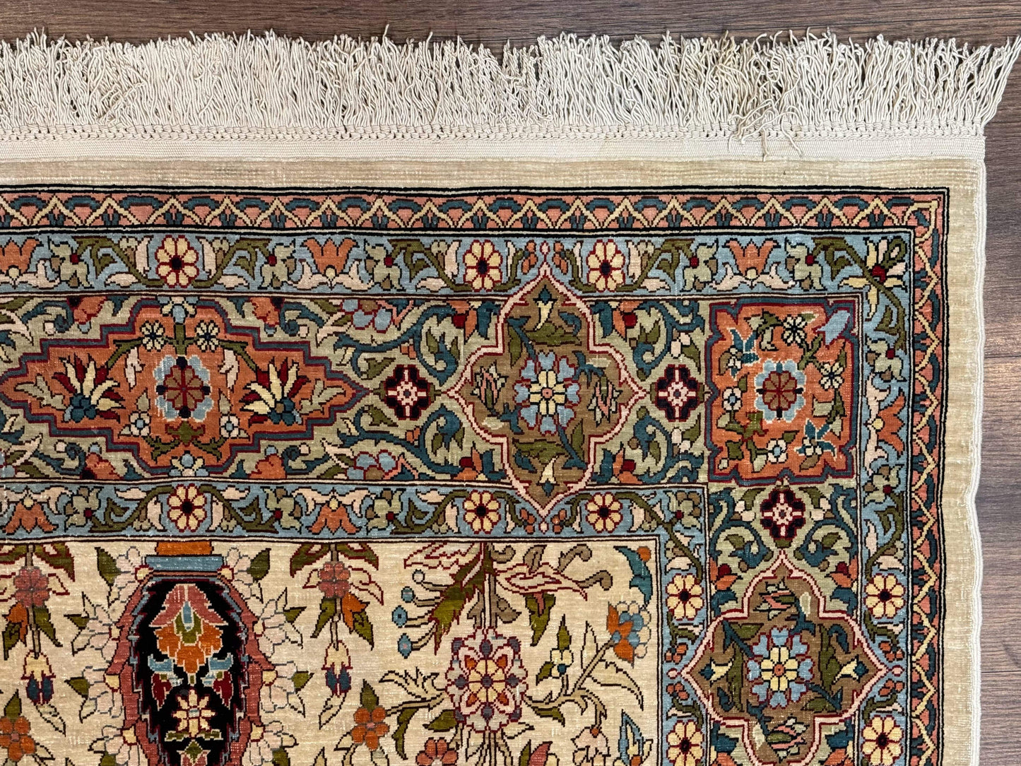 Rare Turkish Hereke Silk Rug 3x5, Tree of Life Persian Vase Design, Very Fine 440 KPSI, Signed - Nuvé