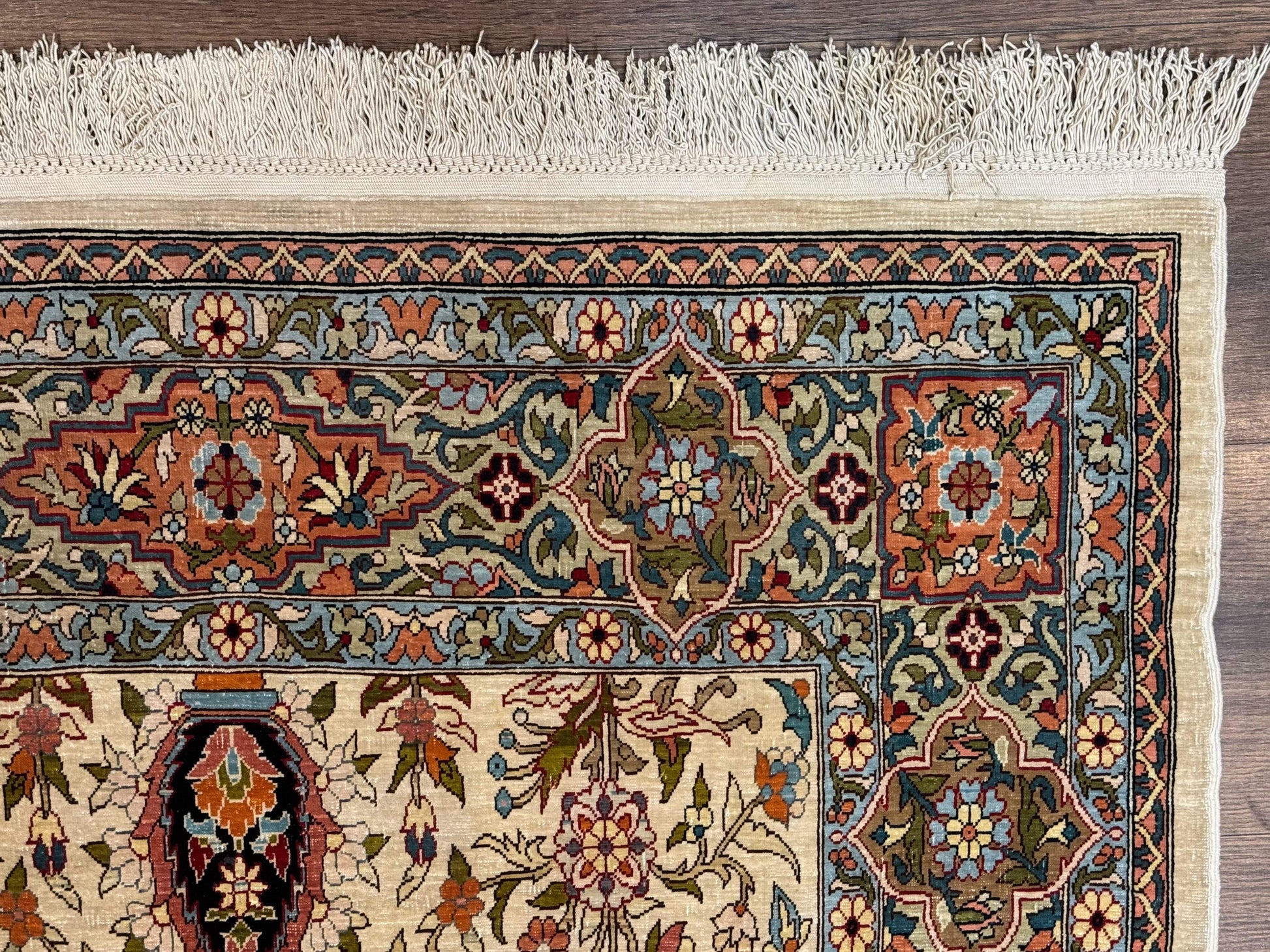 Rare Turkish Hereke Silk Rug 3x5, Tree of Life Persian Vase Design, Very Fine 440 KPSI, Signed - Nuvé