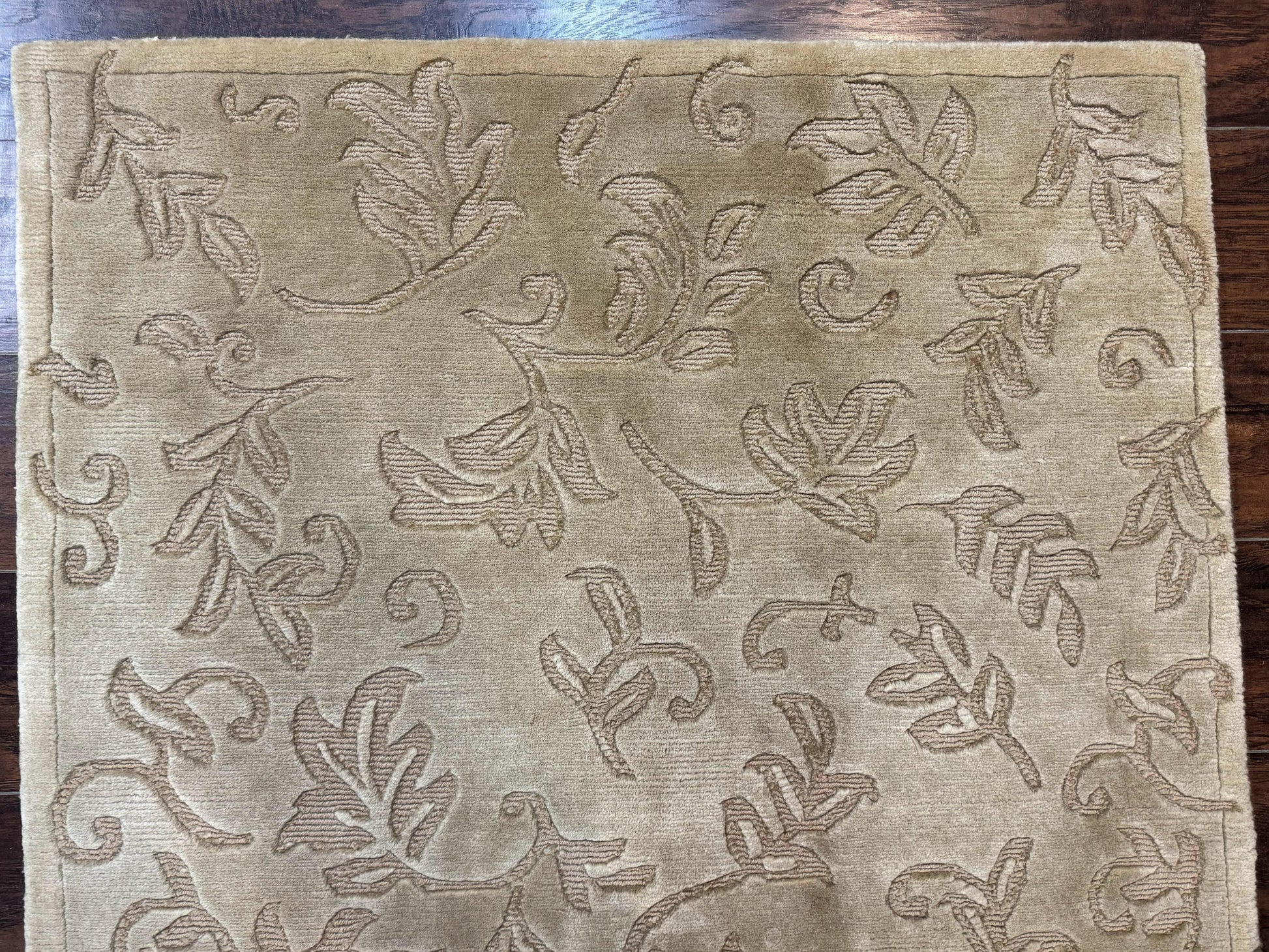 Modern Tibetan Rug 3.7 x 5.5, Carved Floral Design, Wool and Silk Highlights - Nuvé