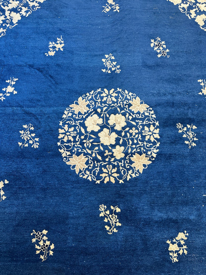 Hand-Knotted Antique Chinese Peking Wool Rug – 9’ x 11’5” – Distressed Blue, 19th Century - Nuvé