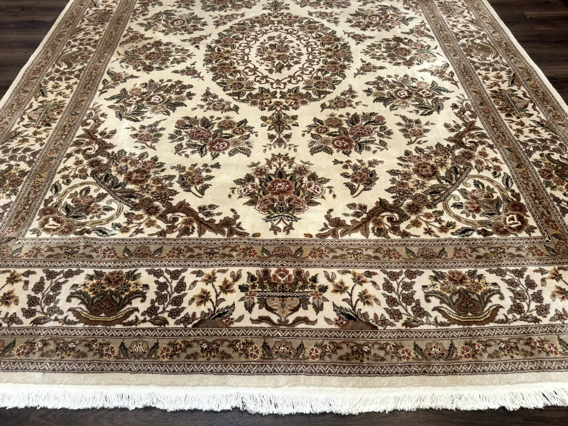 Sino Persian Rug 8x10, Floral, Elegant, Fine 225 KPSI, Beige, Wool & Silk - Nuvé