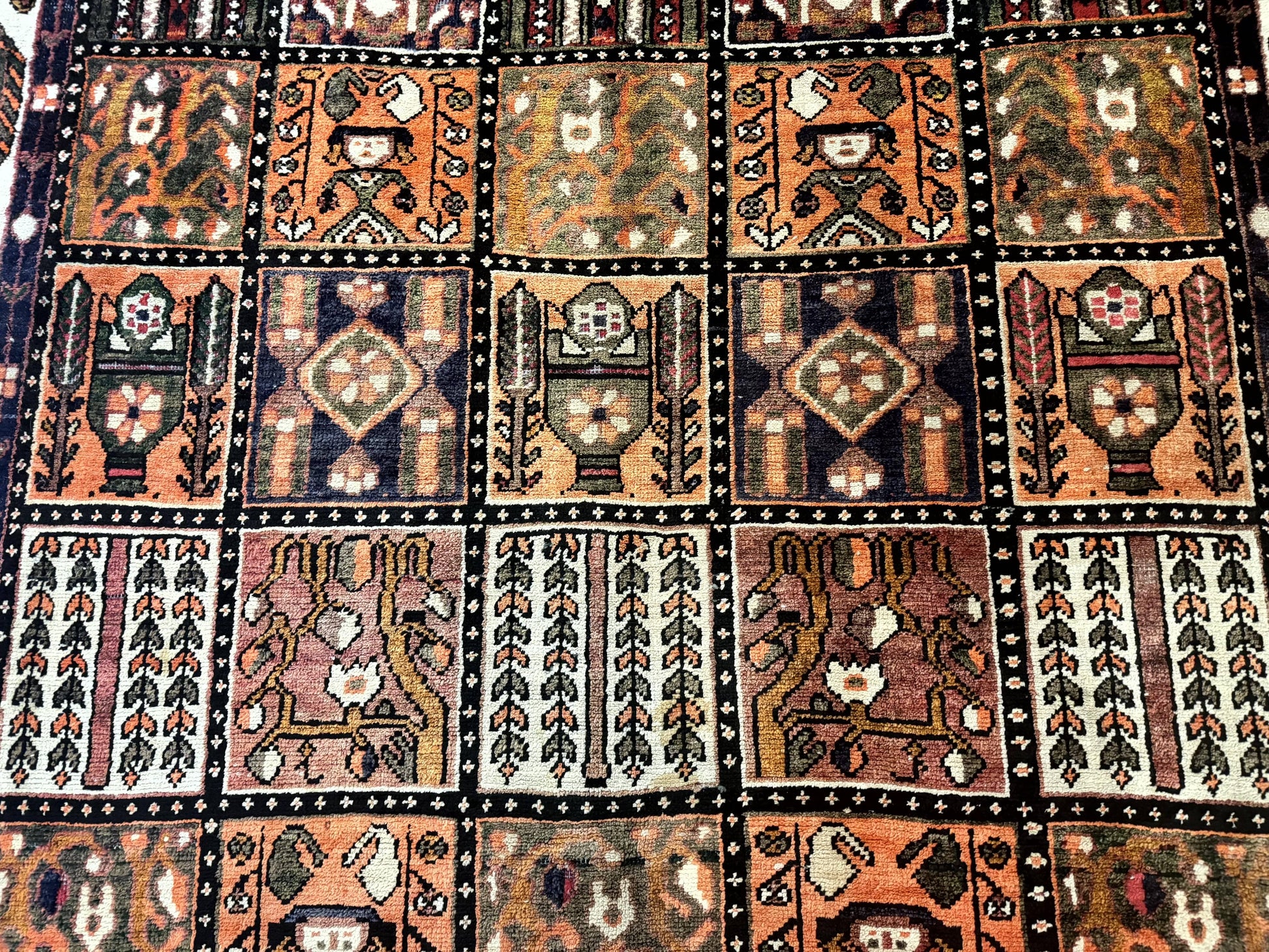 Persian Bakhtiari Tribal Rug 7x10, Panel Design, Semi Antique - Nuvé