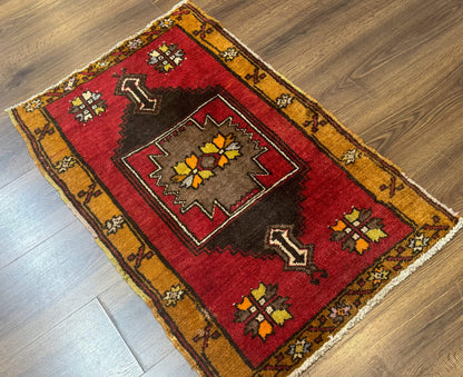 Turkish Yastik Rug 2x3, Geometric Medallion, Small Turkish Wool Rug, Red - Nuvé