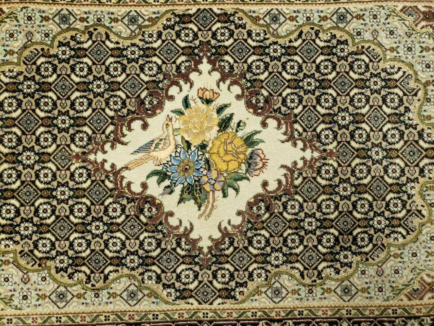 Small Persian Rug 2.4 x 3, Birds and Flowers, Finely Hand Knotted - Nuvé