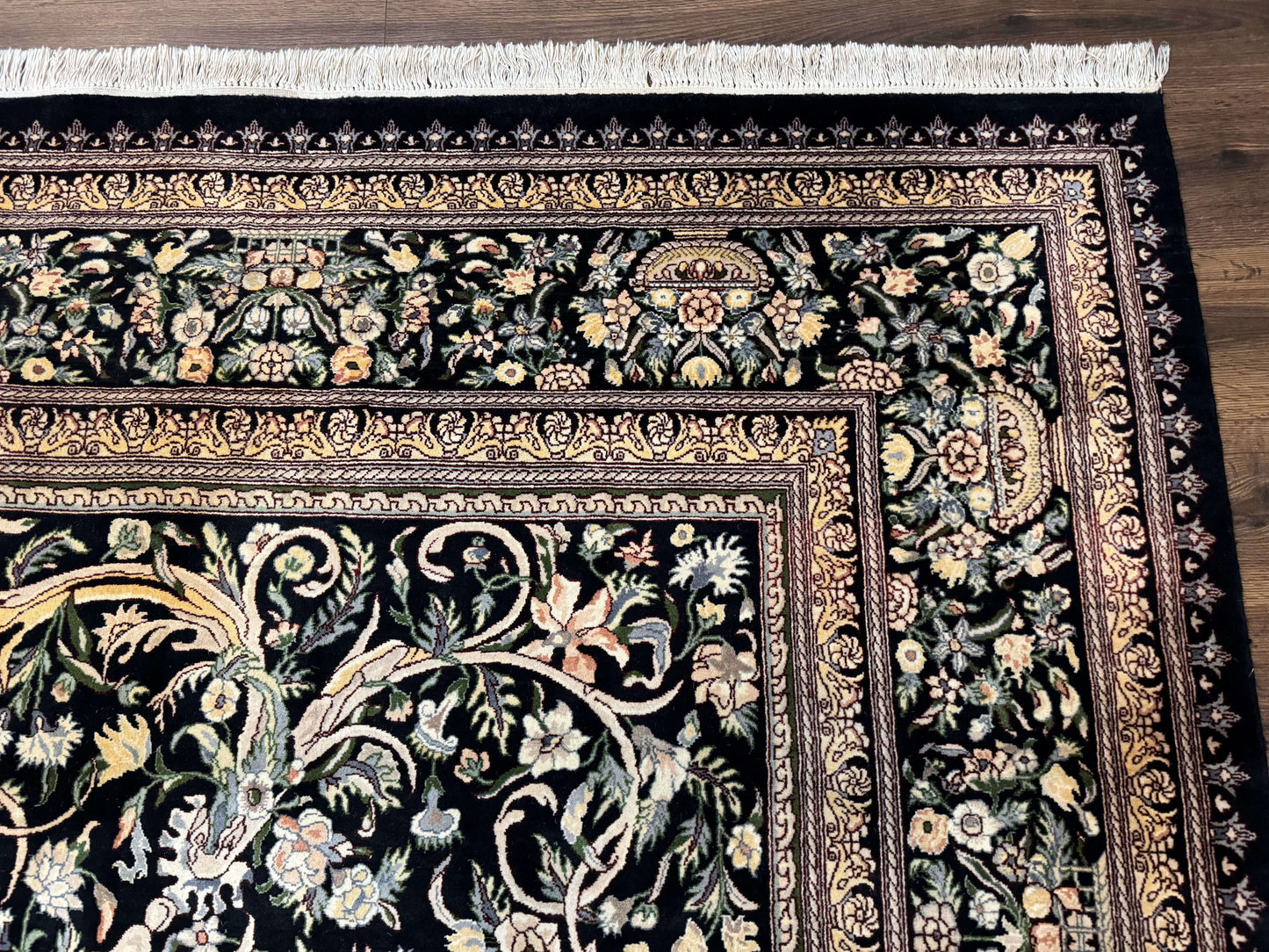 Pak Persian Rug 10x14, Elegant Floral Carpet, Fine 225 KPSI - Nuvé