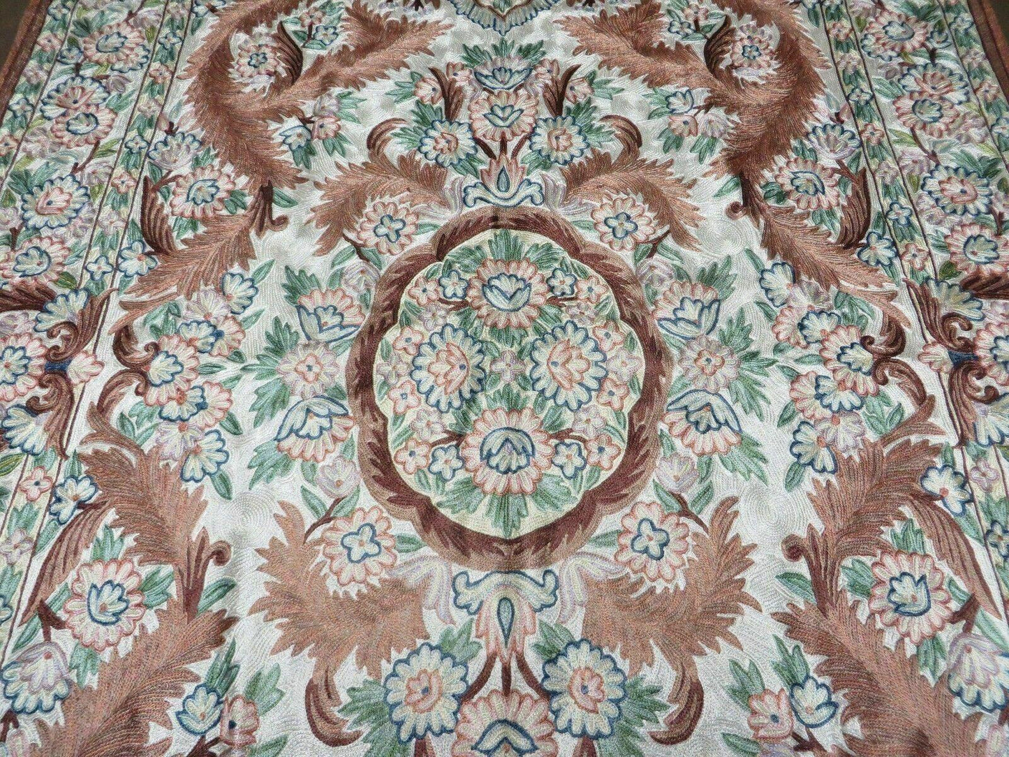 4' X 6' Vintage Embroidery Hand Stitched Rug Silk On Cotton India Backing Nice - Nuvé