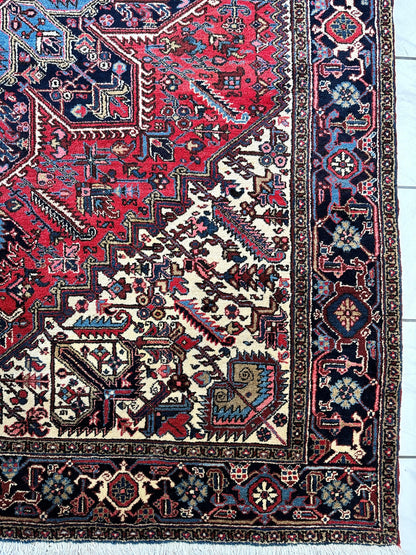 Hand-Knotted Persian Heriz Wool Rug – 9’ x 12’ – Geometric Medallion Design - Nuvé