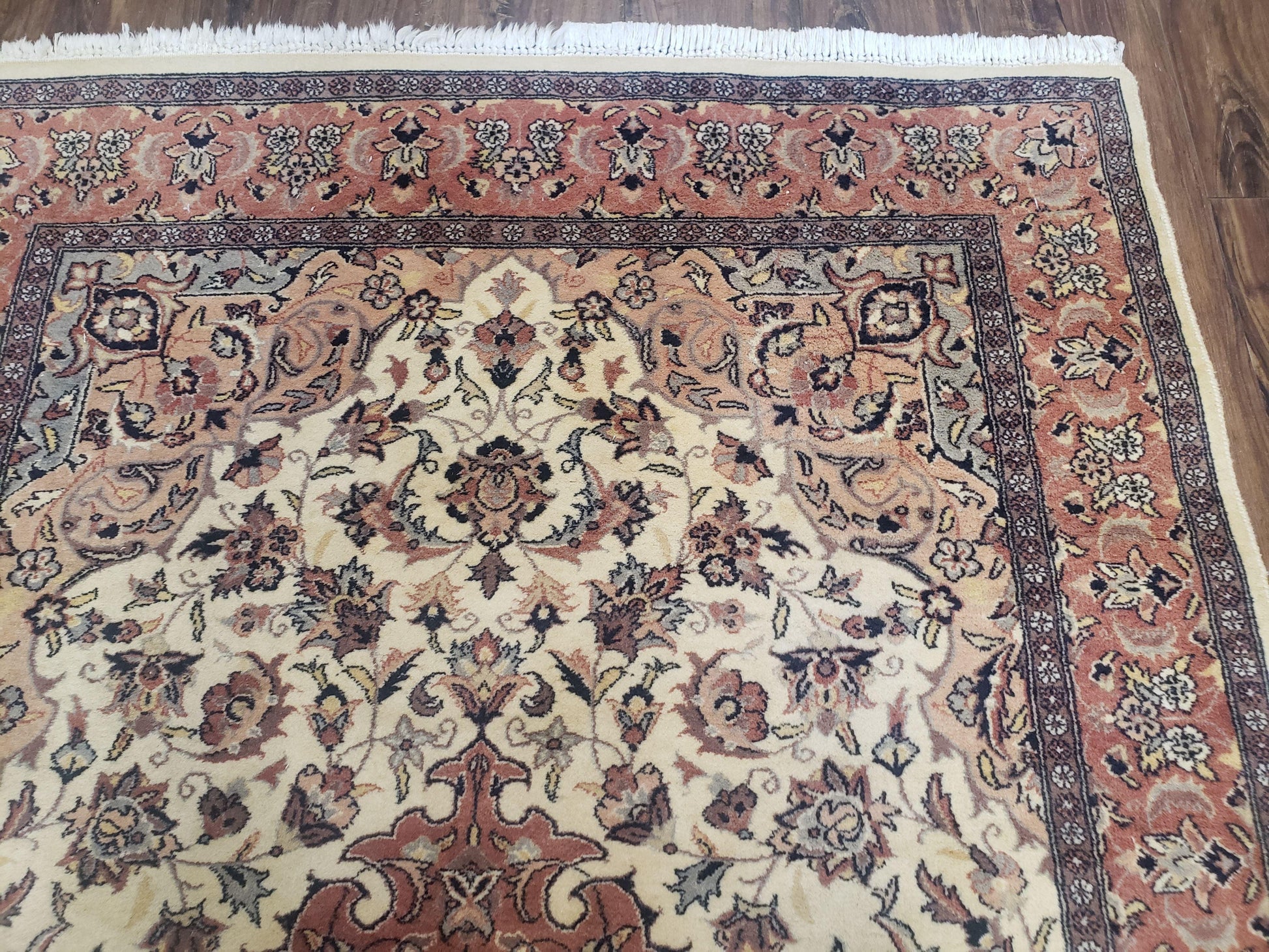 4x6 Handmade Top Quality Pakistani Floral Wool Rug Veg Dyes Carpet Beige Salmon - Nuvé