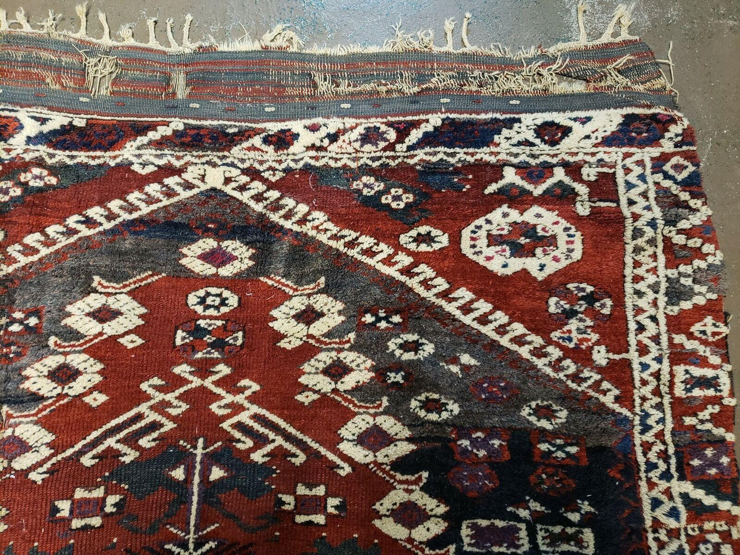 4' X 4' 4" Antique Handmade Turkish Oriental Bergema Wool Veg Dyes Tribal Collectible Rug - Nuvé