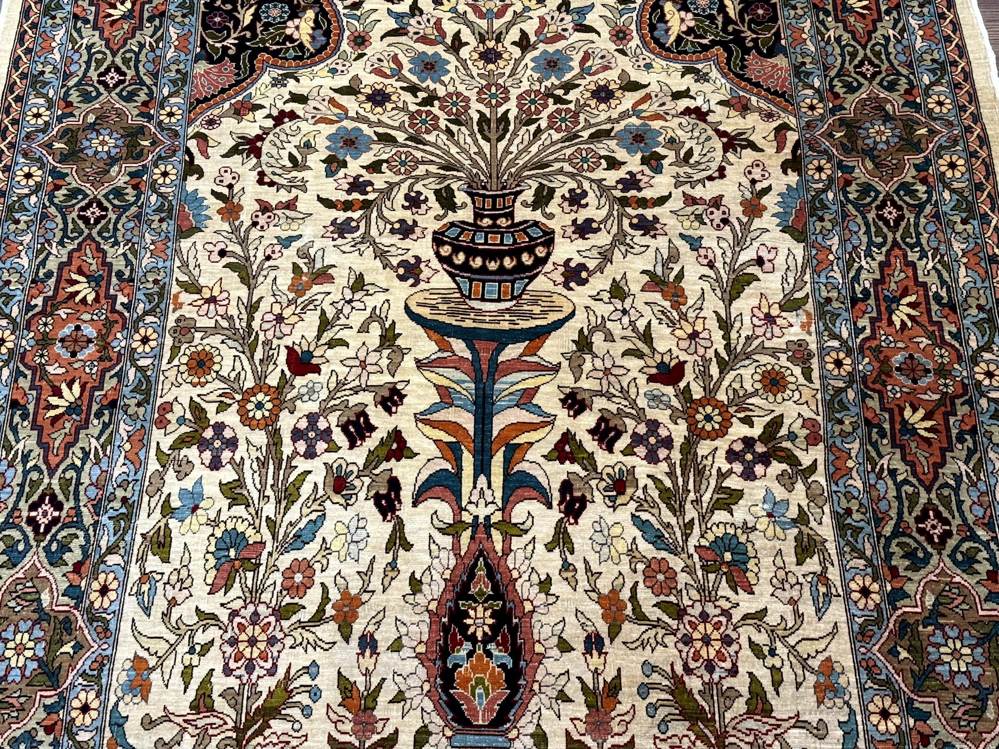 Rare Turkish Hereke Silk Rug 3x5, Tree of Life Persian Vase Design, Very Fine 440 KPSI, Signed - Nuvé