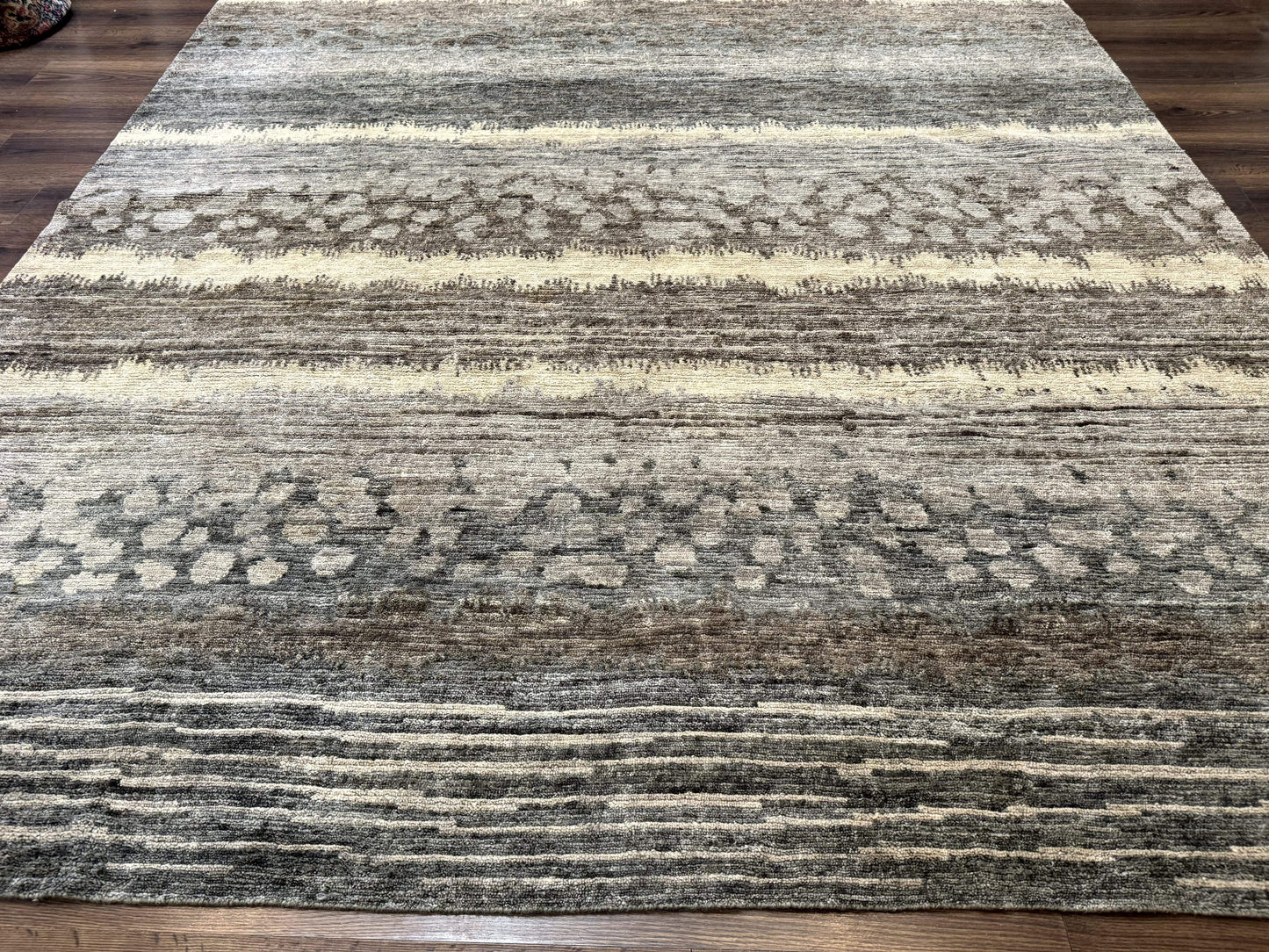 Modern Tibetan Wool Rug 8x10, Abstract, Contemporary, Handmade, Gray, Stripes - Nuvé