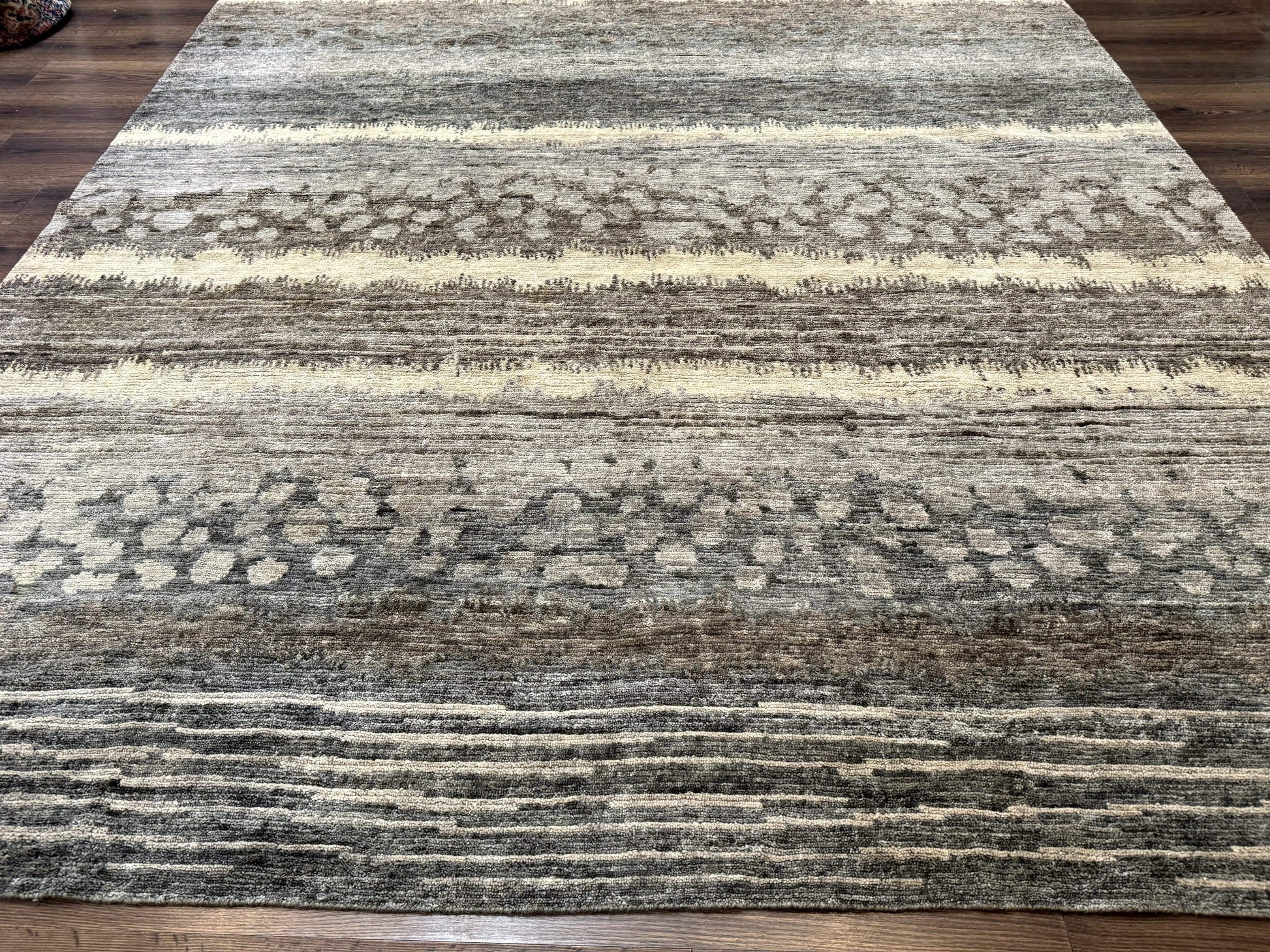 Modern Tibetan Wool Rug 8x10, Abstract, Contemporary, Handmade, Gray, Stripes - Nuvé