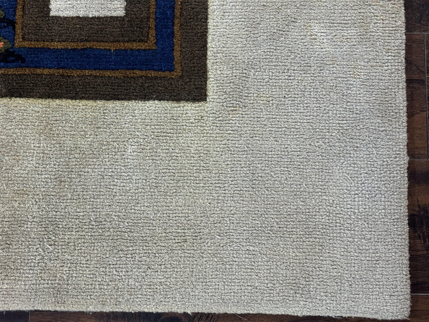 South American Rug 6x7, Unique Native American Design, Ivory, Ecuador Rug, Handmade Wool - Nuvé