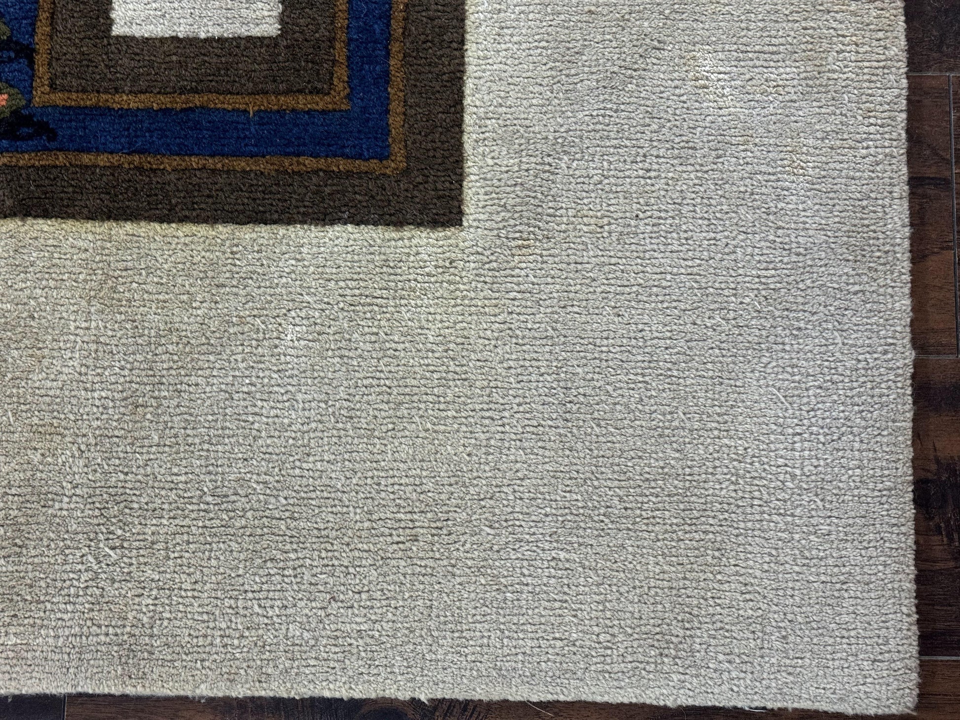 South American Rug 6x7, Unique Native American Design, Ivory, Ecuador Rug, Handmade Wool - Nuvé
