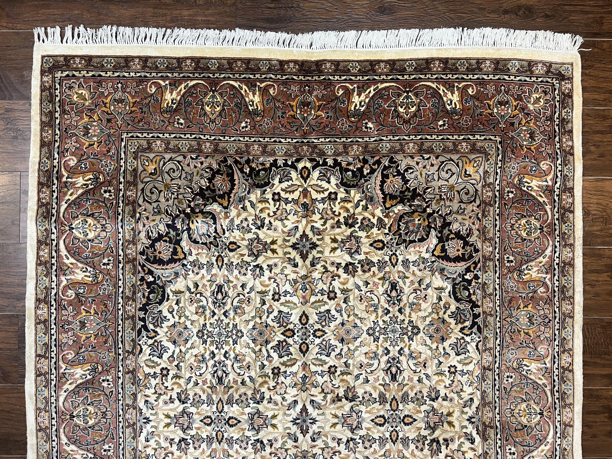 Pak Persian Rug 5x8, Handmade Wool Oriental Carpet, Vintage Rug, Floral Allover, Very Fine 320 KPSI - Nuvé