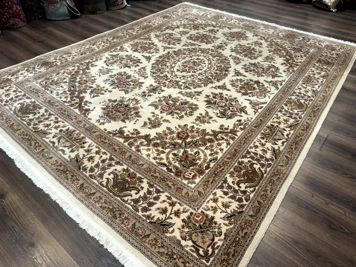 Sino Persian Rug 8x10, Floral, Elegant, Fine 225 KPSI, Beige, Wool & Silk - Nuvé