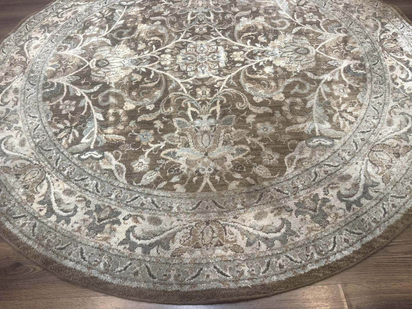 Round Karastan Rug 8x8 ft, Euphoria New Bridge Karastan Rug, Indo Mahal Design - Nuvé