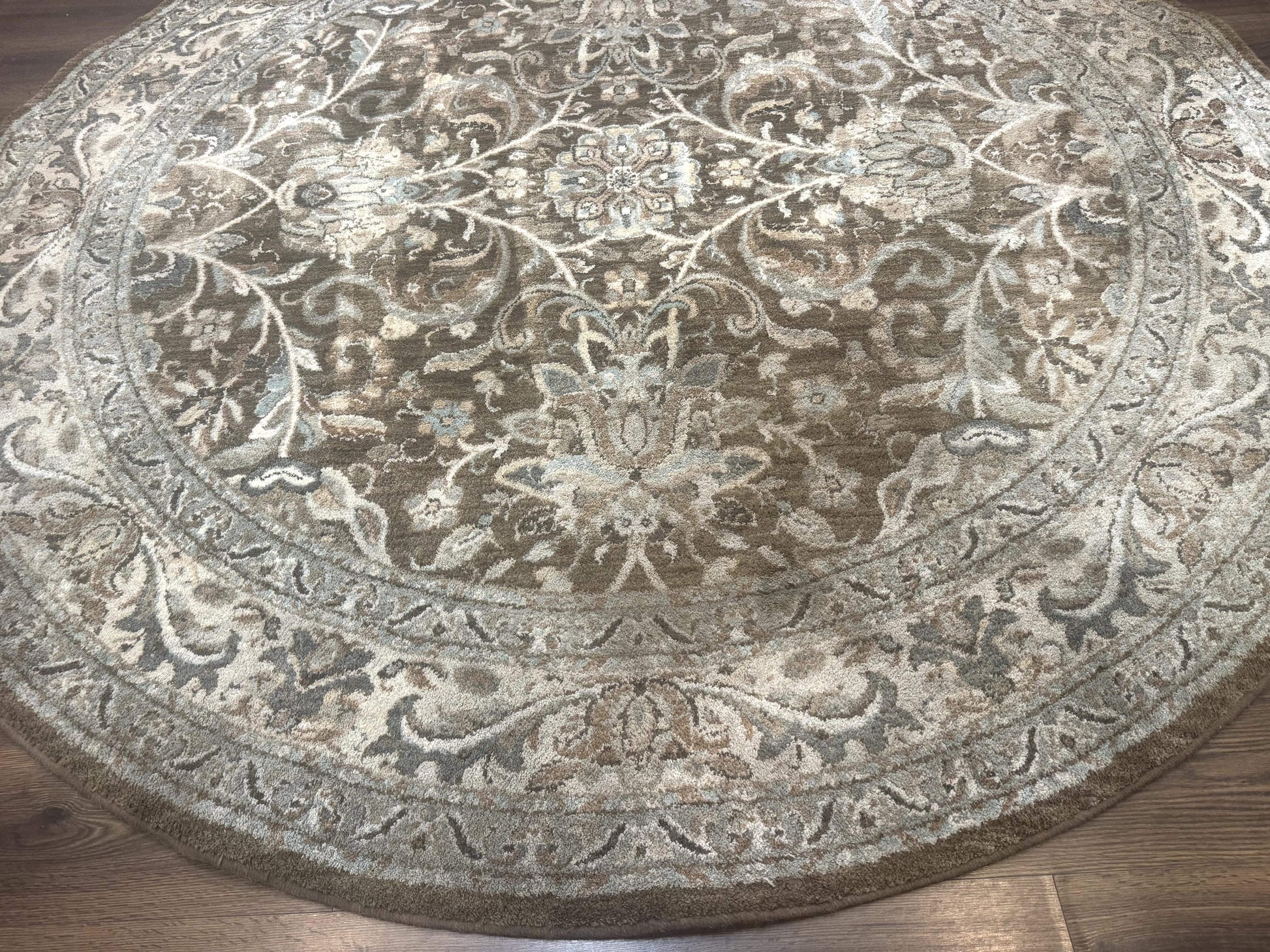 Round Karastan Rug 8x8 ft, Euphoria New Bridge Karastan Rug, Indo Mahal Design - Nuvé