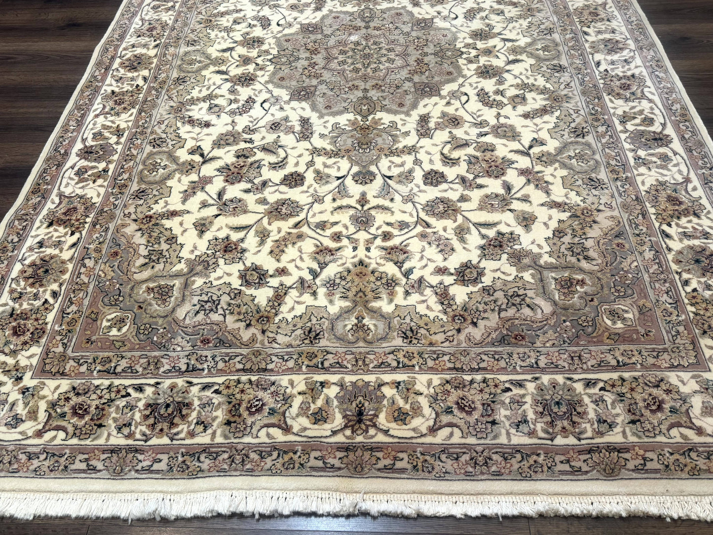 Sino Persian Rug 6x9, Floral Medallion, Ivory & Taupe, Wool with Silk Highlights, Fine 210 KPSI - Nuvé