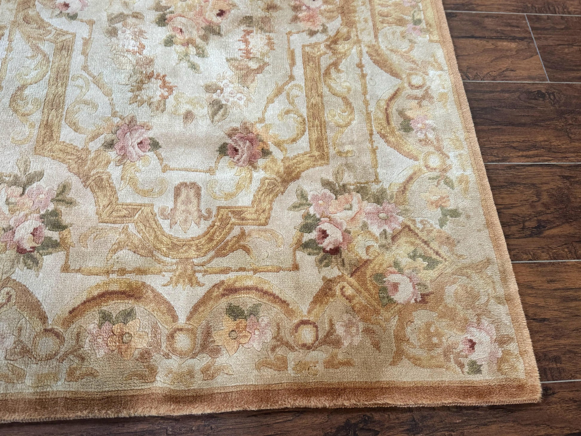 Chinese Aubusson Rug 3.6 x 5, Beige and Gold, Handmade Vintage Elegant European Design Carpet, Plush Wool, Handmade - Nuvé