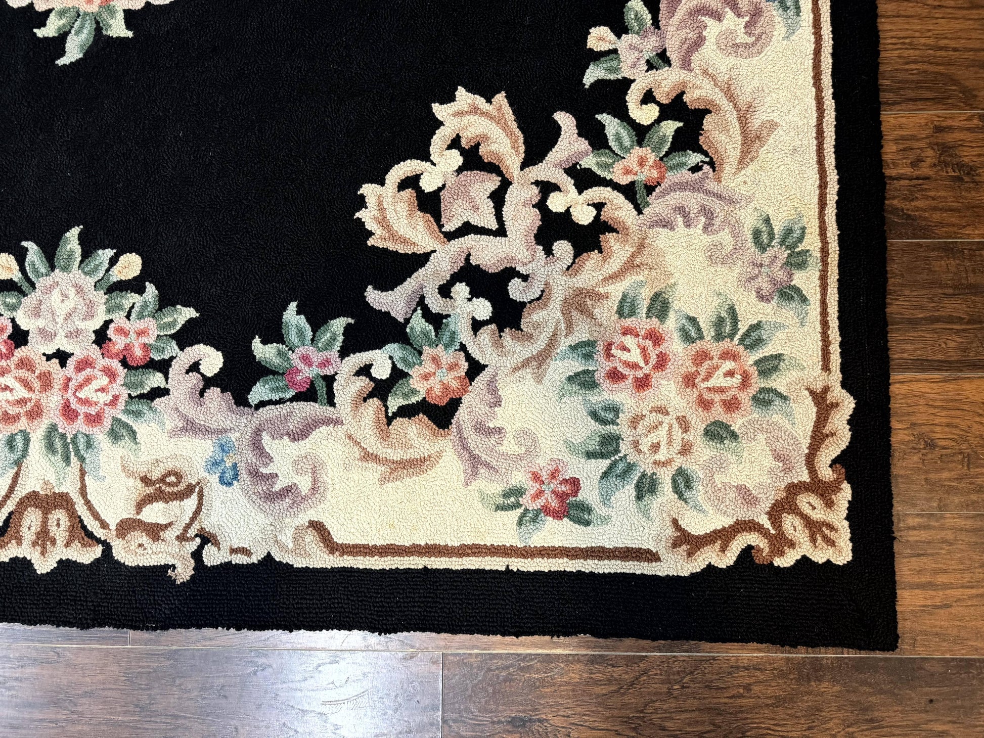 Aubusson Rug 8x11, Black and Ivory, Hooked Rug, Vintage, Wool - Nuvé