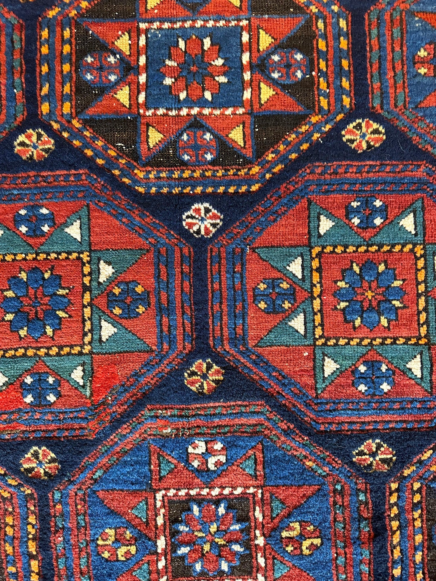 1880's Antique Shirvan 5x10 Area Rug - Nuvé