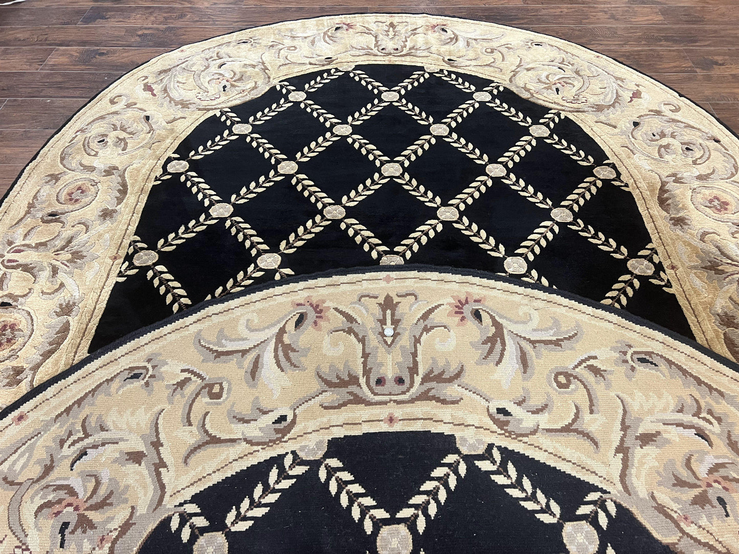 Oval Tibetan Rug 8x10, French Aubusson Design, Wool Handmade Vintage Carpet, Black & Beige, Soft Wool Pile - Nuvé