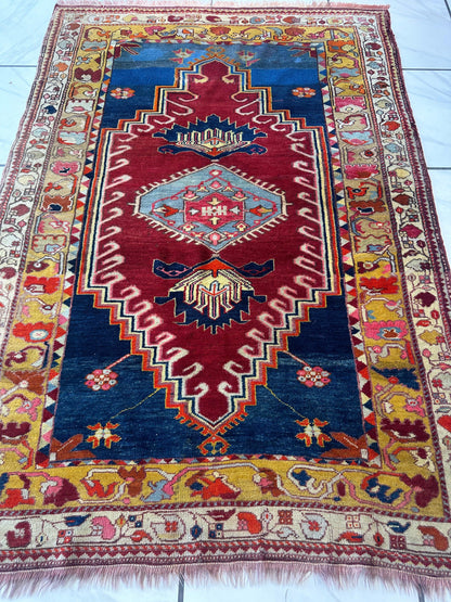 Hand-Knotted Antique Turkish Melas Wool Rug – 4'3" x 5'11" – Vibrant Geometric Motifs - Nuvé