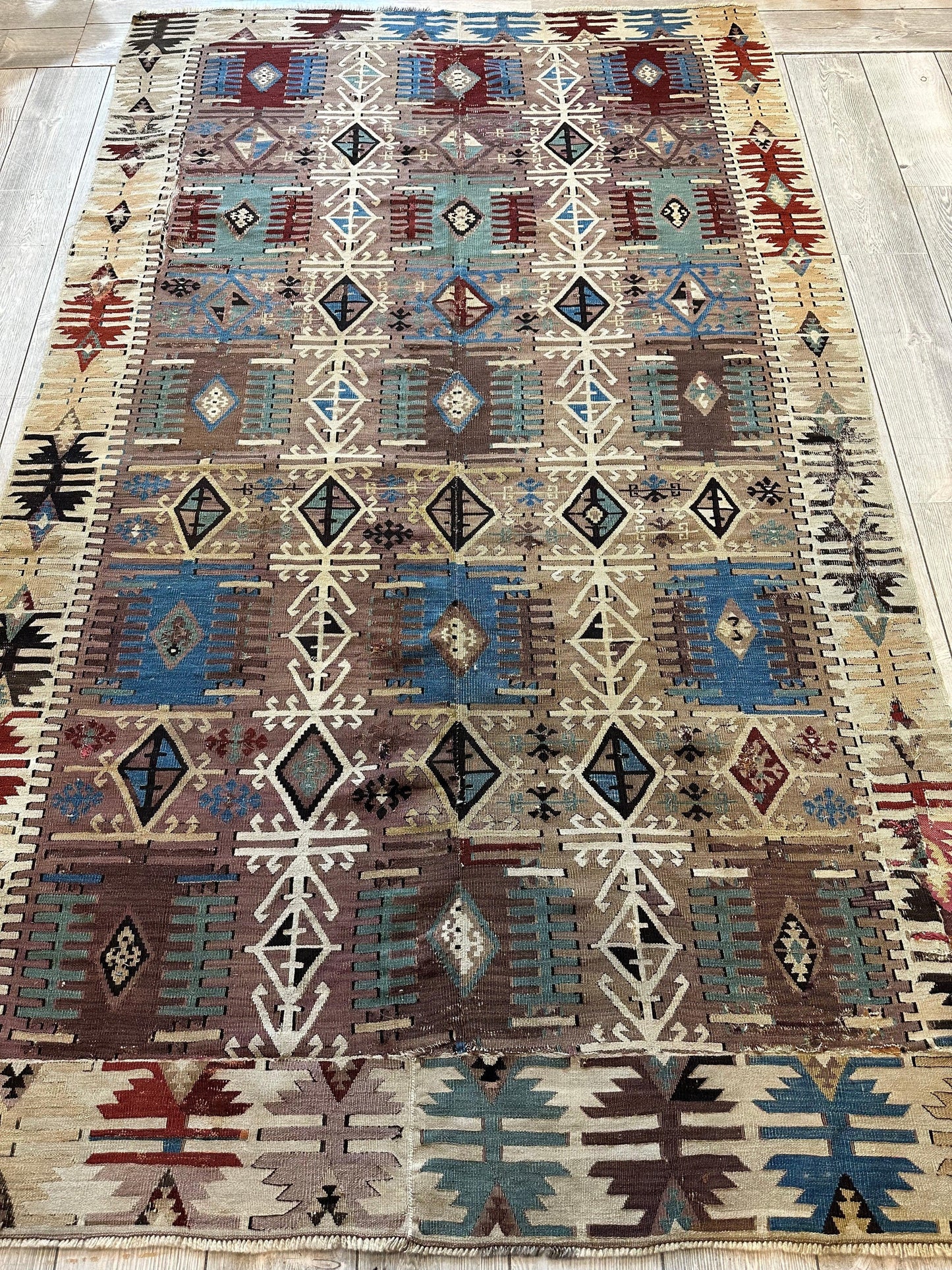 Reyhanli Anatolian 19th C Antique One Of A Kind Kilim Rug 5’ x 8’3” - Nuvé