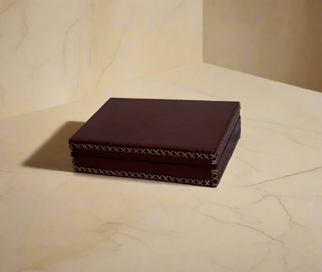 La Reina | Playing Card Box - Nuvé