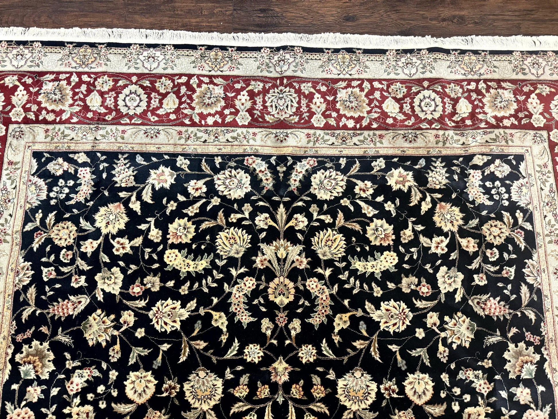 Black Pak Persian Rug 8x10, Floral Allover - Nuvé
