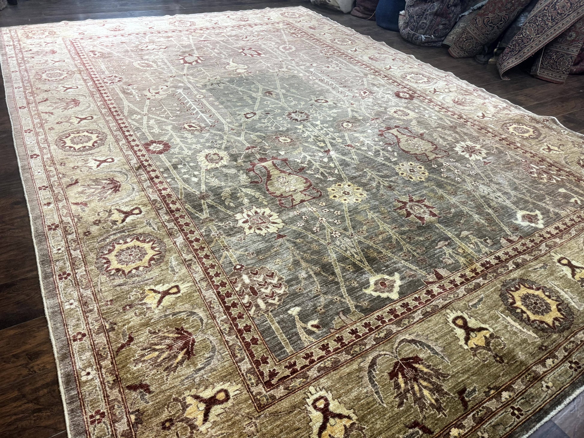 Pakistani Rug 10x14, Large Peshawar Chobi Carpet - Nuvé