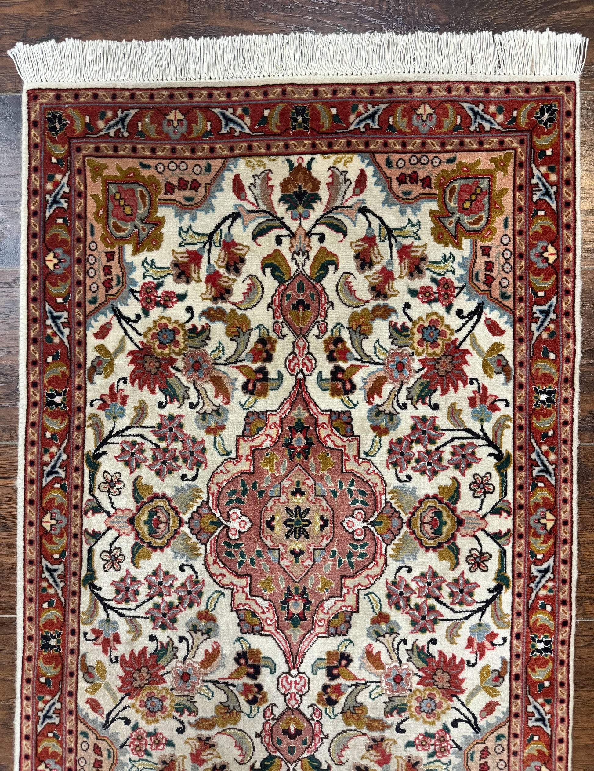 Small Persian Tabriz Rug 2x3, Floral Medallion, Wool and Silk, 340 KPSI - Nuvé