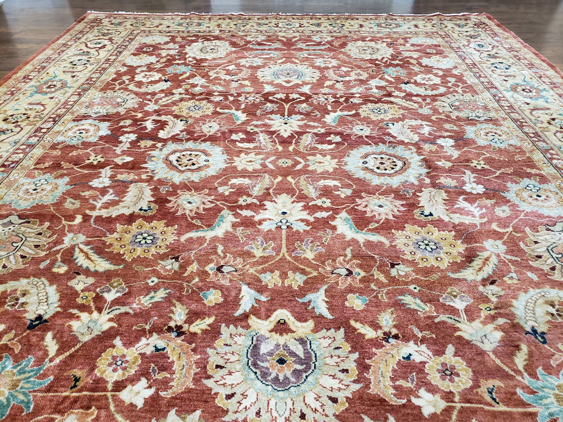 Safavieh Room Sized Rug 10x14, Wool Hand-Knotted Auburn Red & Light Gold Egyptian Mahal Oriental Carpet, 10 x 14 Large Living Room Rug - Nuvé