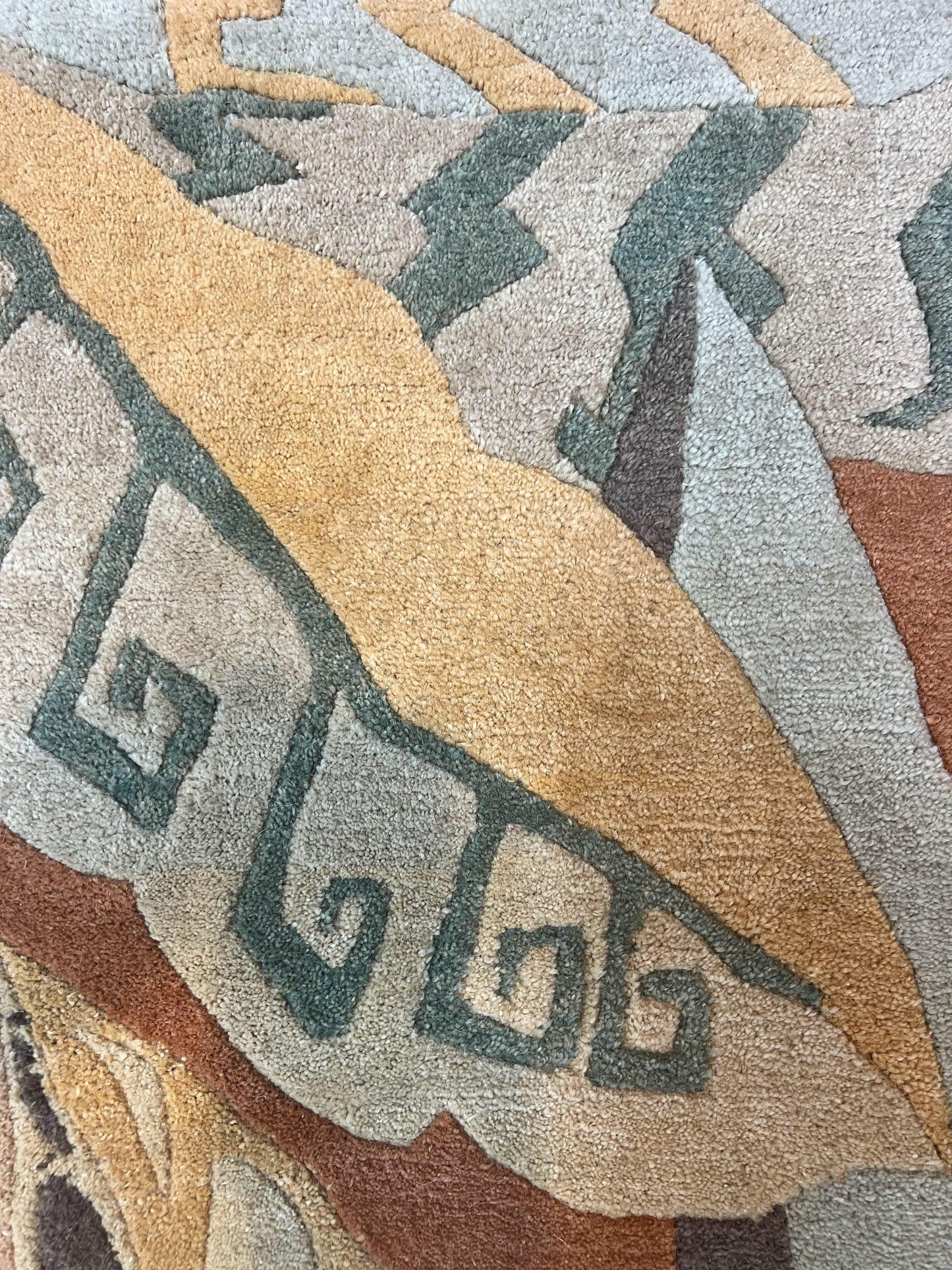 Modern Tibetan Rug 7x10, Soft Wool, Tufenkian Style Carpet, Tibet Nepali Rug, Open Field, Handmade Wool Rug - Nuvé