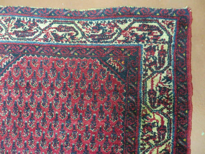 2.5' X 4' Vintage Handmade Indian Amritsar Wool Rug Paisley Design Red - Nuvé