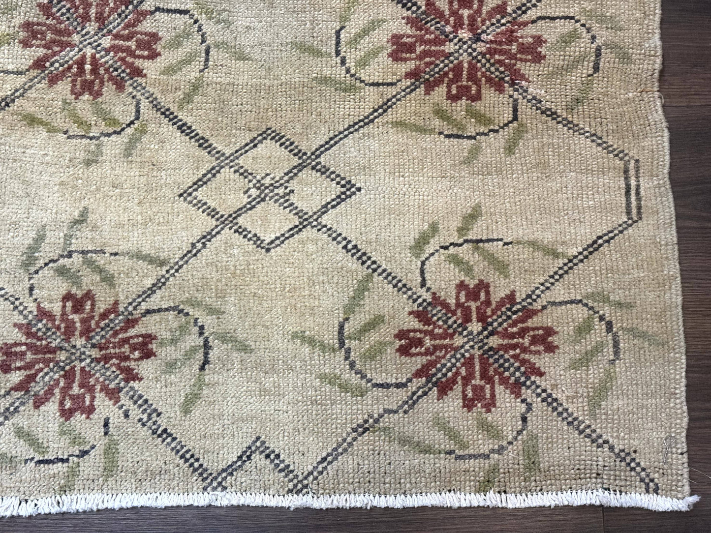Turkish Rug 5x6, Oushak Carpet, Beige - Nuvé