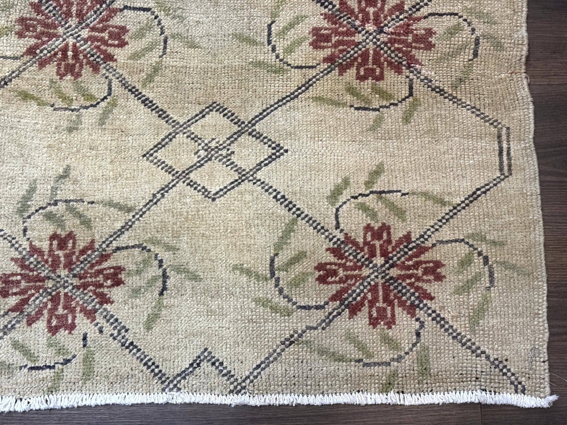 Turkish Rug 5x6, Oushak Carpet, Beige - Nuvé