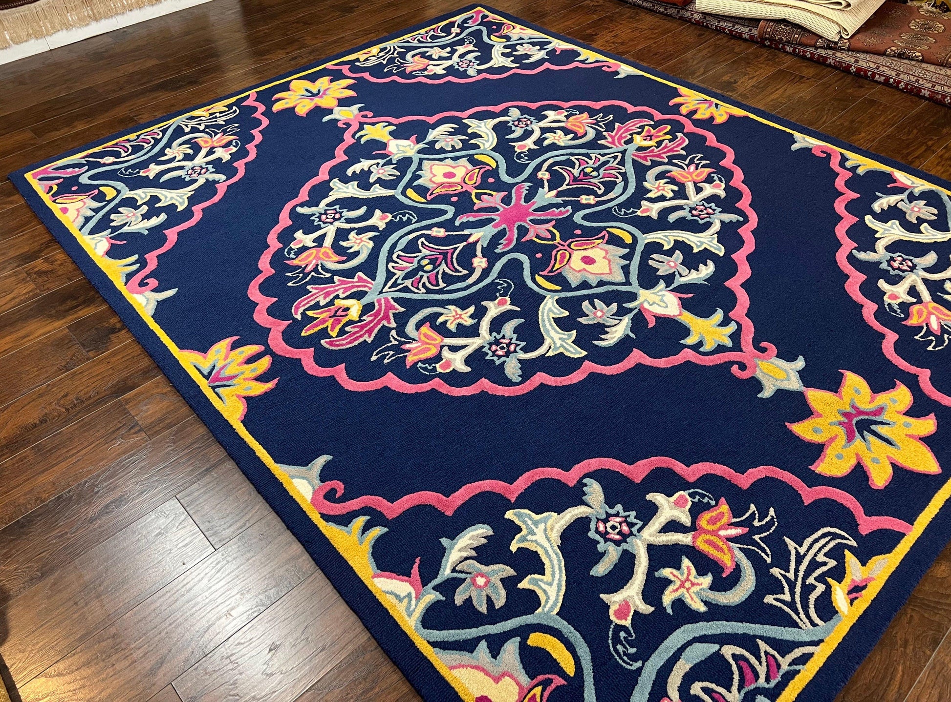 Safavieh Rug 8x10 Belagio Collection, Navy Blue Pink Yellow, Power-Loomed Wool Carpet, Floral Area Rug, Modern Rug, Room Sized 8 x 10 ft Rug - Nuvé