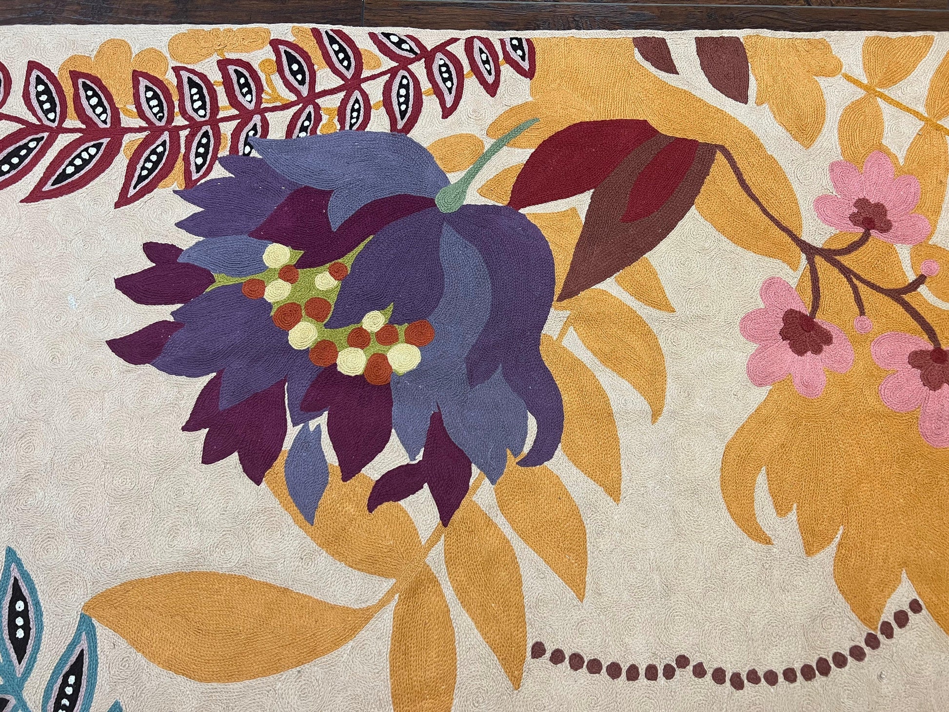 Indian Chain Stitched Rug 4x6, Hand Stitched Indian Embroidery Carpet, Large Floral Design, Contemporary, Cream and Colorful Flowers, Wool - Nuvé