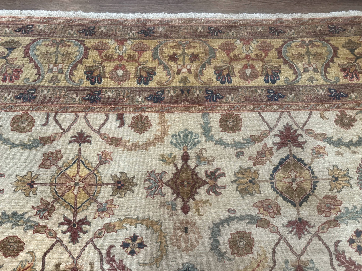 Egyptian Rug 9x12, Mahal Sultanabad Carpet, Handmade Wool Rug, Oatmeal Color - Nuvé